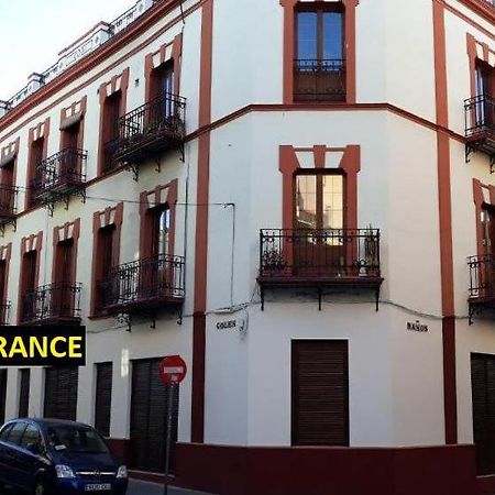 Hub Hostel Seville Exterior photo
