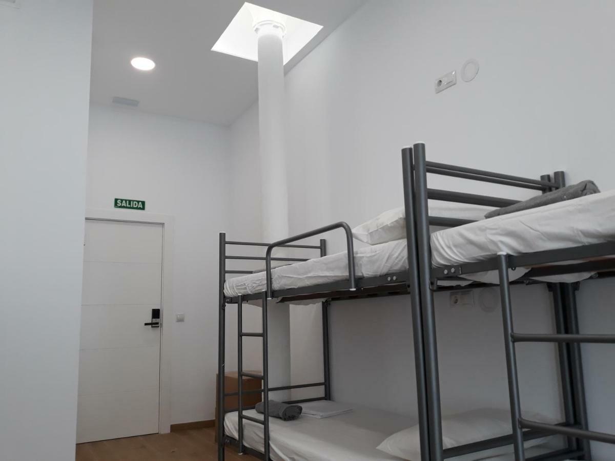 Hub Hostel Seville Exterior photo